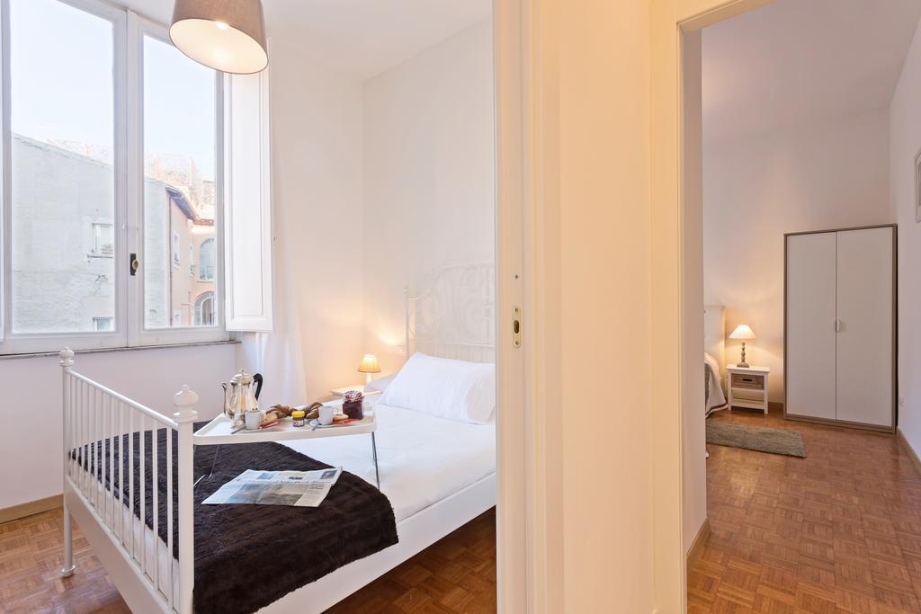 Townhouse By The Spanish Steps Roma Habitación foto